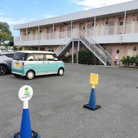 Pine Hills Hotel Miyakojima Extérieur photo